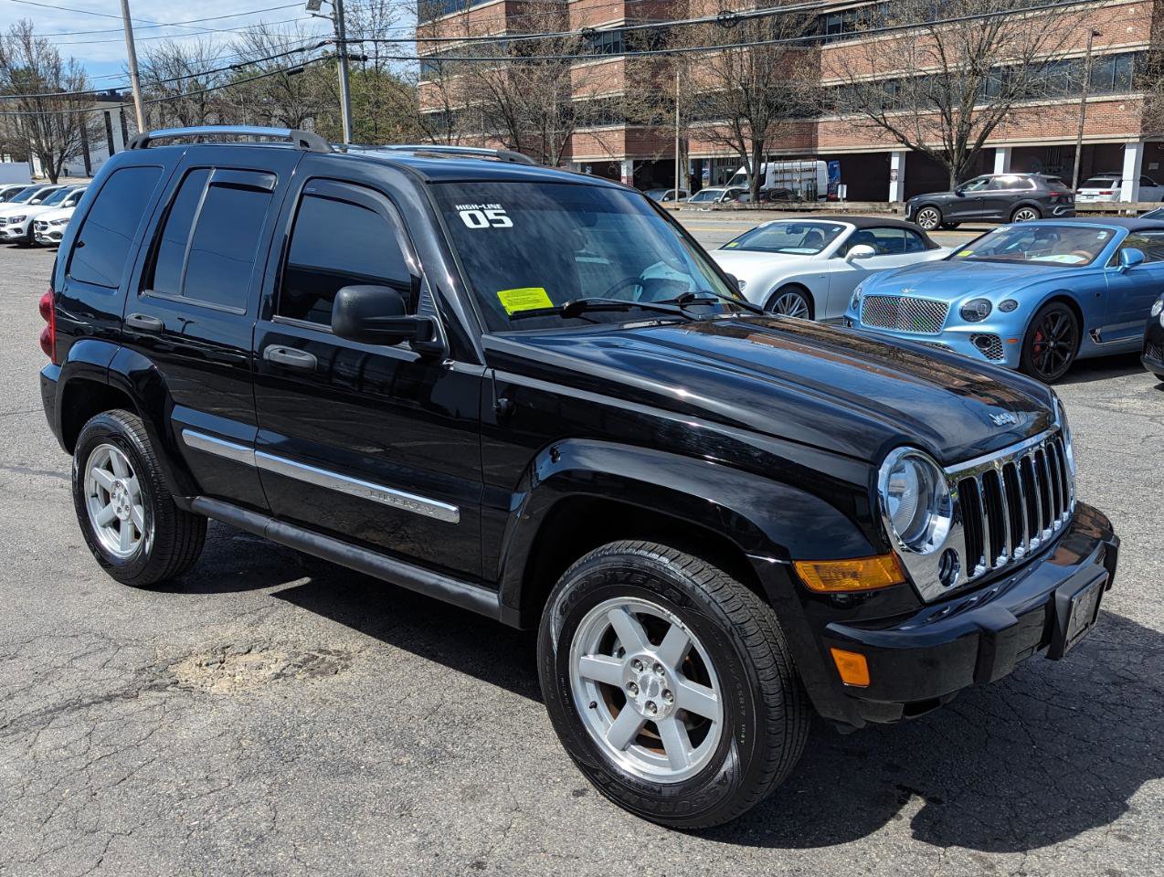 Used 2005 Jeep Liberty Limited AWD/4WD image 5