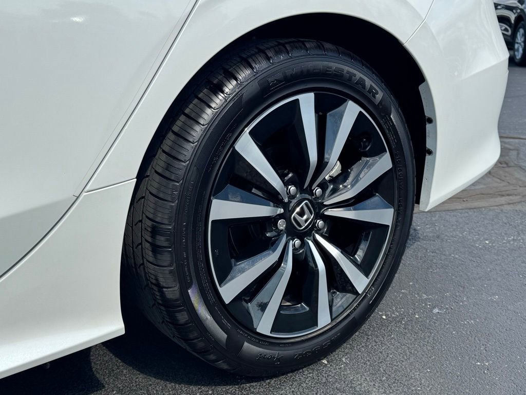 Used 2022 Honda Civic EX image 32