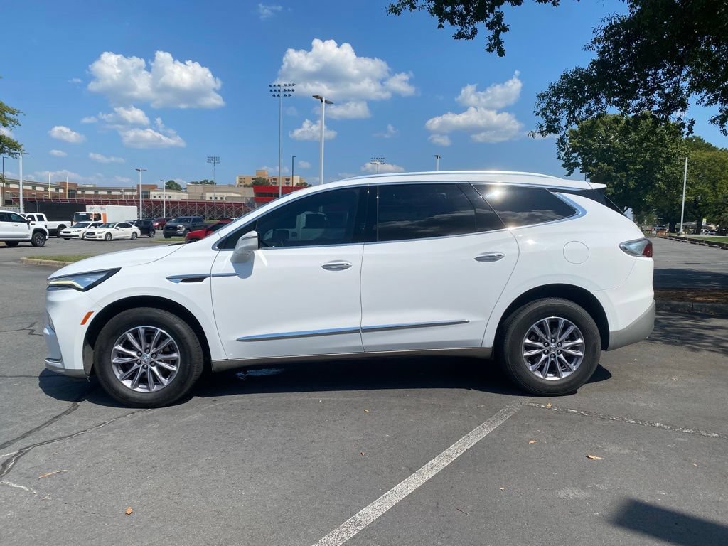 Used 2024 Buick Enclave Premium FWD image 4