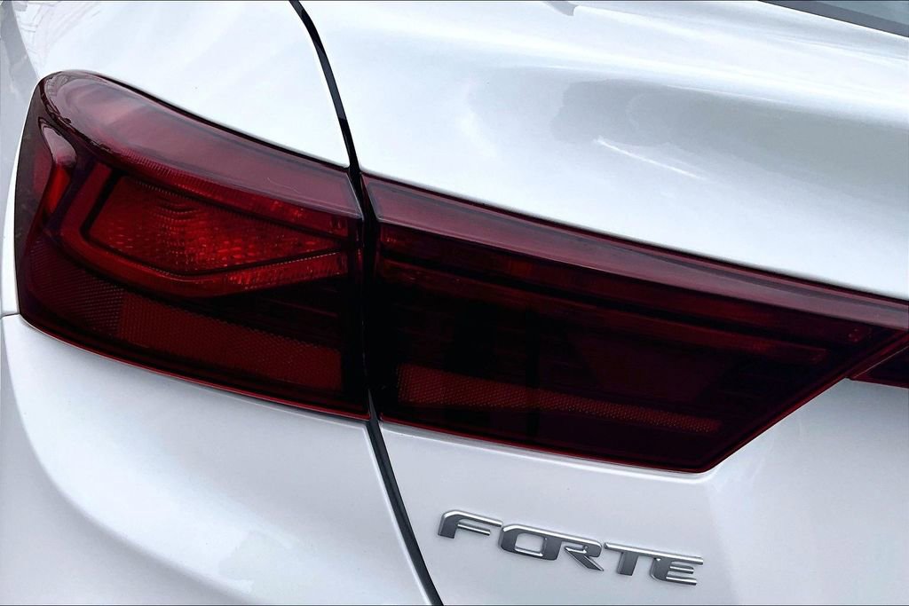 Used 2023 Kia Forte LXS FWD image 23