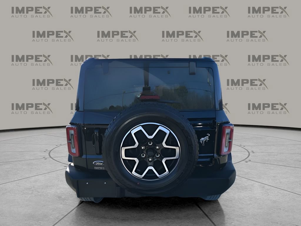 Used 2025 Ford Bronco Outer Banks image 4