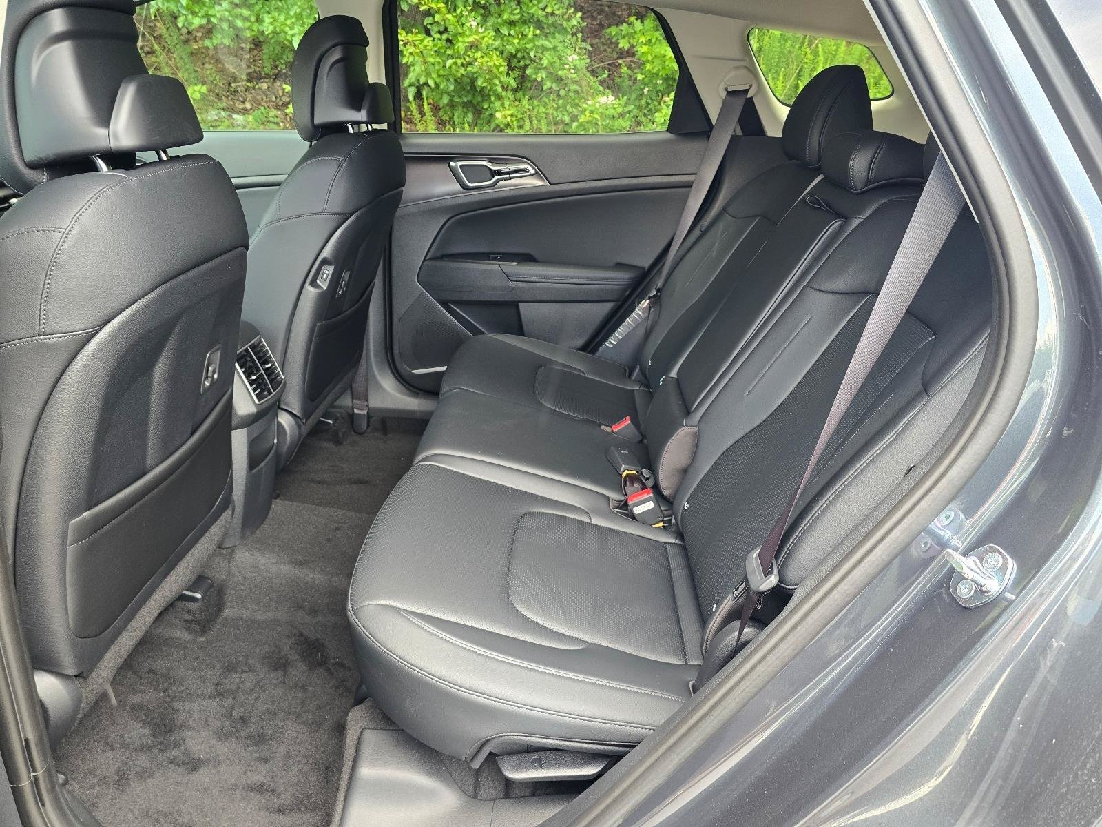 New 2026 Kia Sportage EX FWD image 4