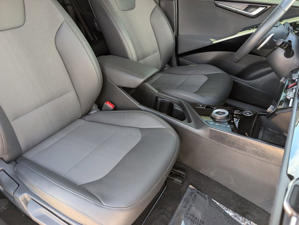 Used 2023 Kia Niro Wind image 23