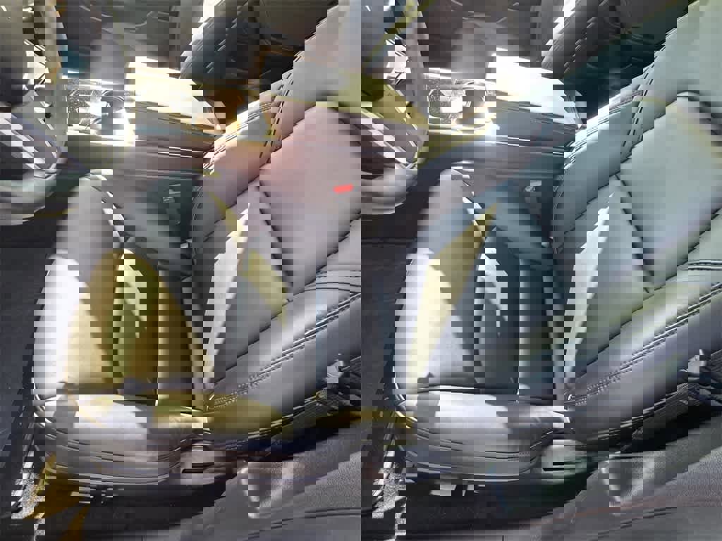 Used 2020 Tesla Model 3 Long Range image 11