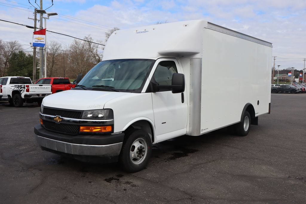 New 2026 Chevrolet Express 3500 w/ Power Convenience Package RWD image 24