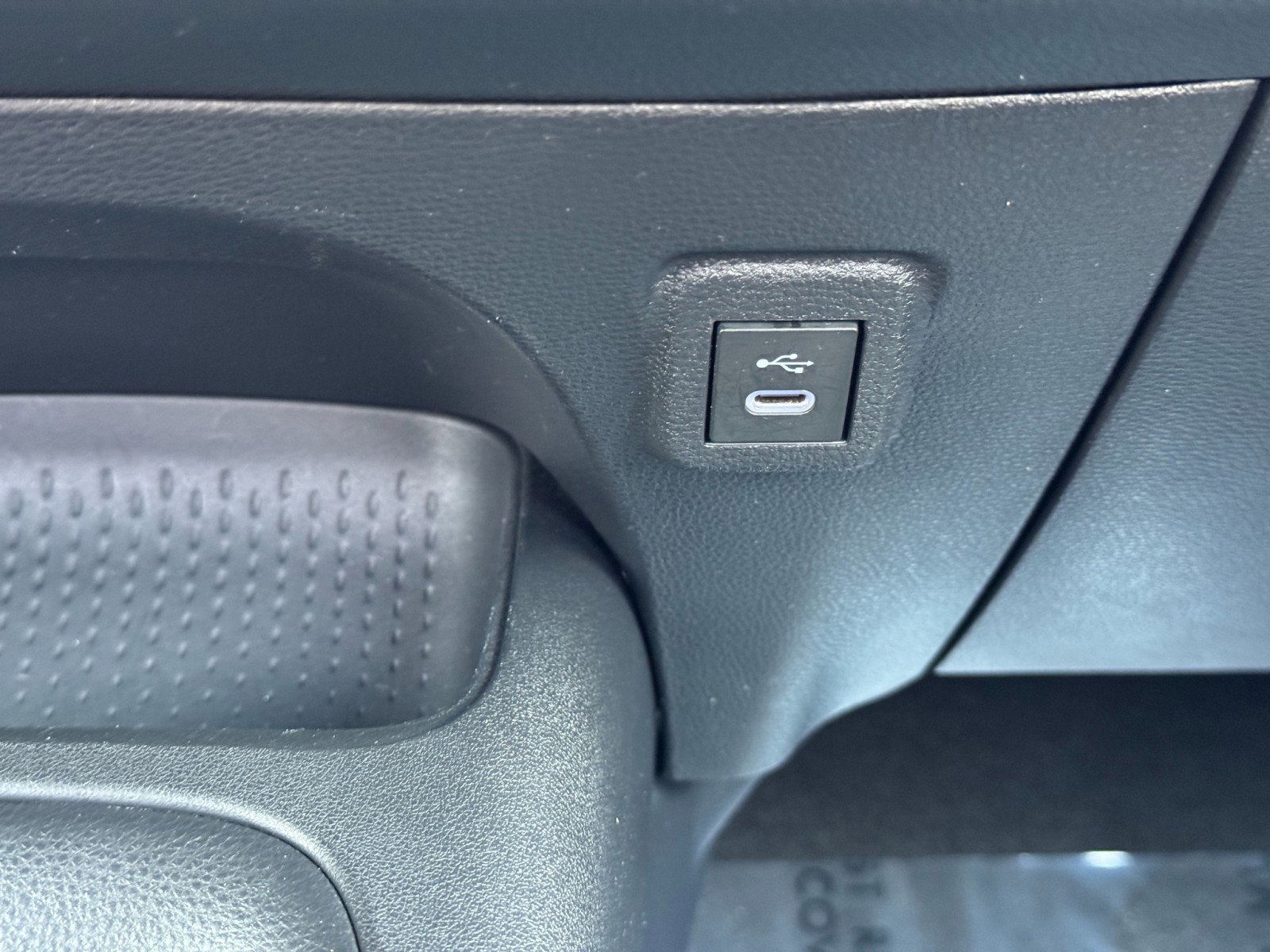 Used 2024 Toyota Corolla LE image 20