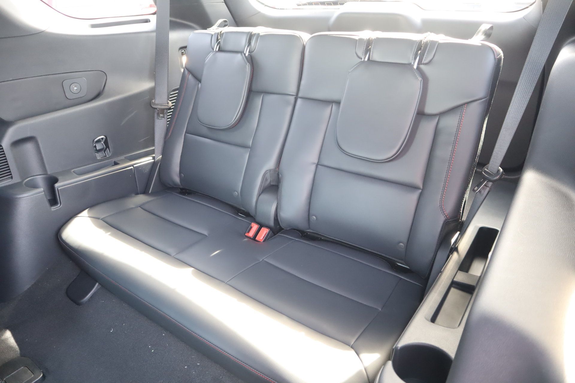 New 2026 Ford Explorer ST-Line w/ ST-Line Street Pack AWD/4WD image 14