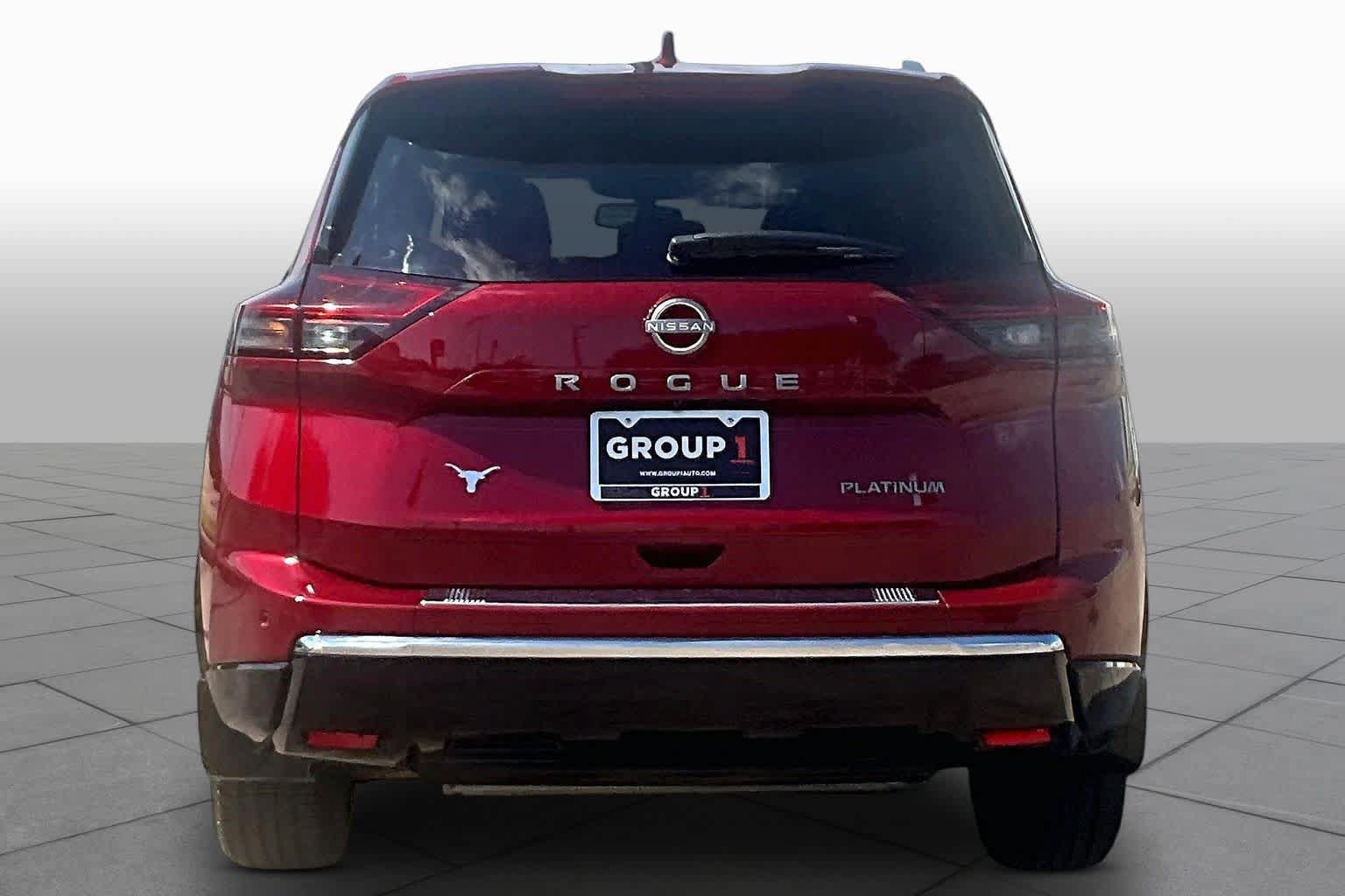 Used 2024 Nissan Rogue Platinum w/ Platinum Premium Package FWD image 5