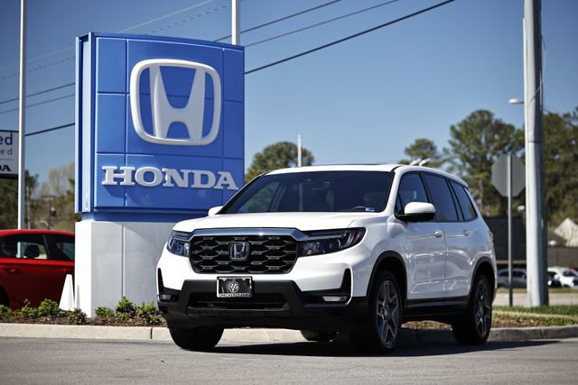 Used 2023 Honda Passport EX-L image 1