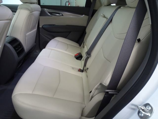 Used 2026 Cadillac XT5 Premium Luxury w/ LPO, Floor Liner Package AWD/4WD image 4