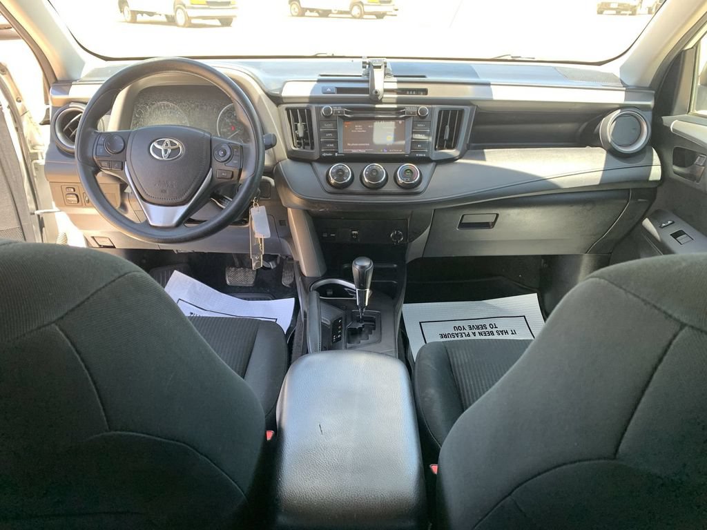 Used 2018 Toyota RAV4 LE w/ All Weather Liner Package AWD/4WD image 19