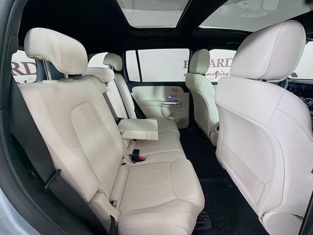 Used 2025 Mercedes-Benz GLB 250 image 33