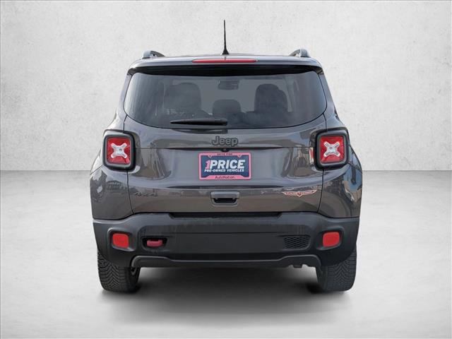 Used 2018 Jeep Renegade Trailhawk image 6
