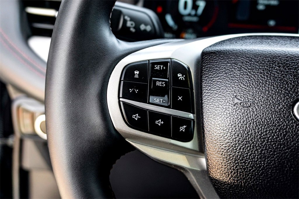 Used 2025 Ford Explorer Active image 18