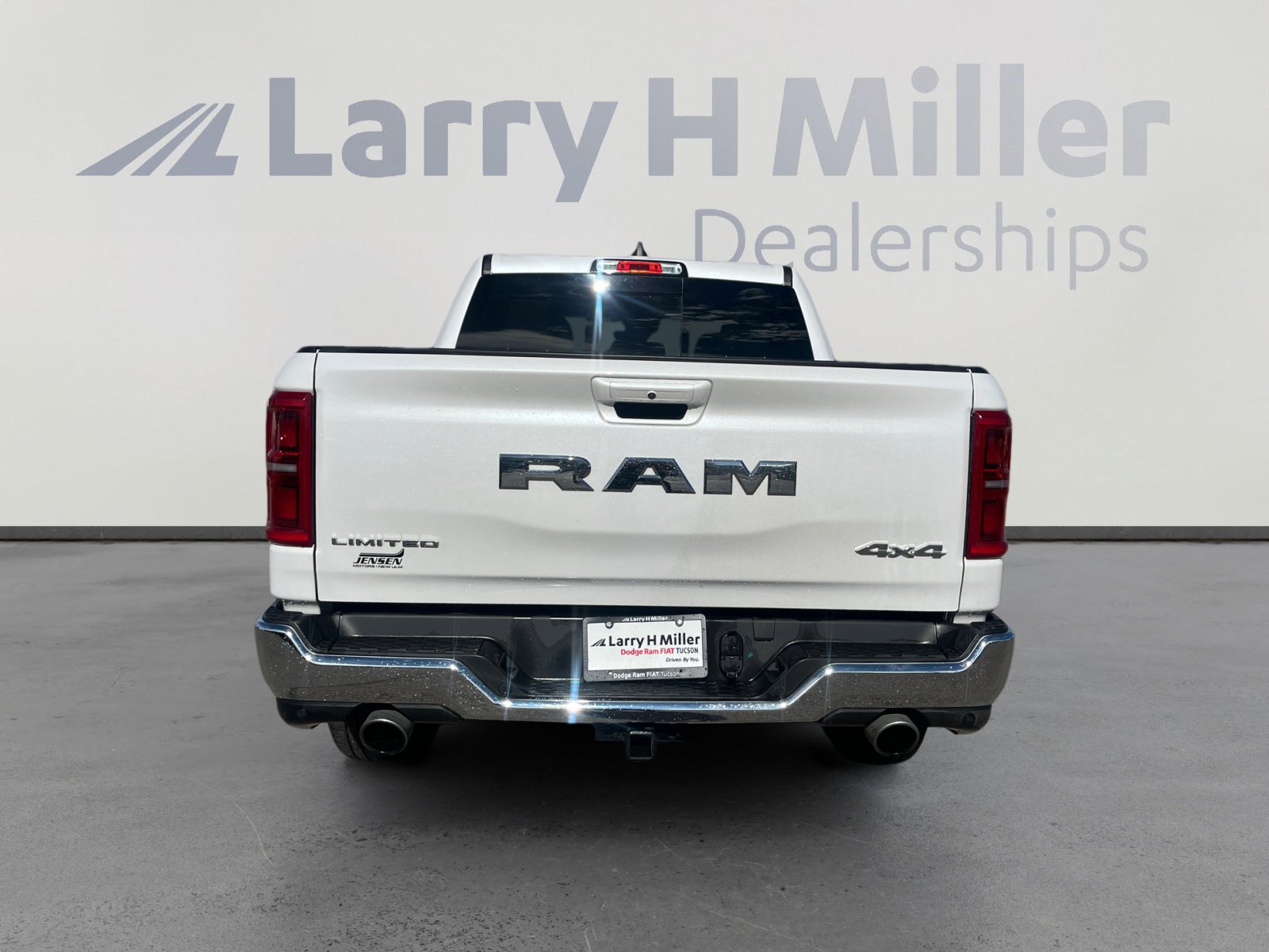 Used 2025 RAM 1500 Limited image 4