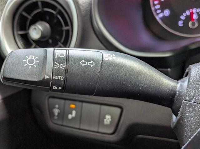 Used 2022 Kia Forte LXS w/ LXS Technology Package FWD image 7