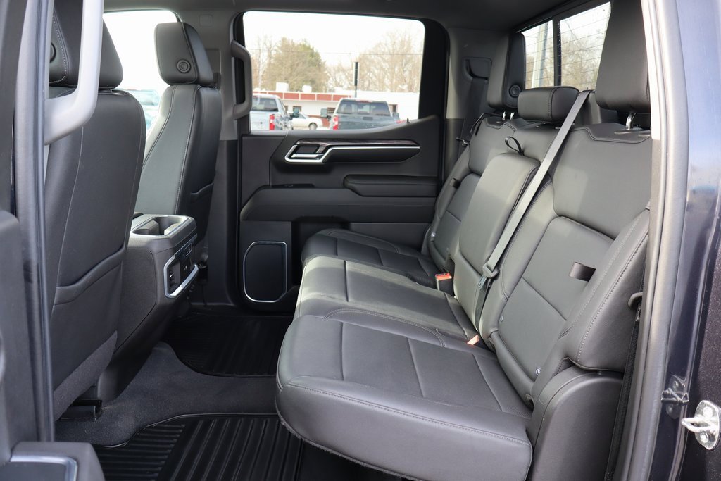Used 2022 Chevrolet Silverado 1500 LTZ w/ LTZ Convenience Package II image 22