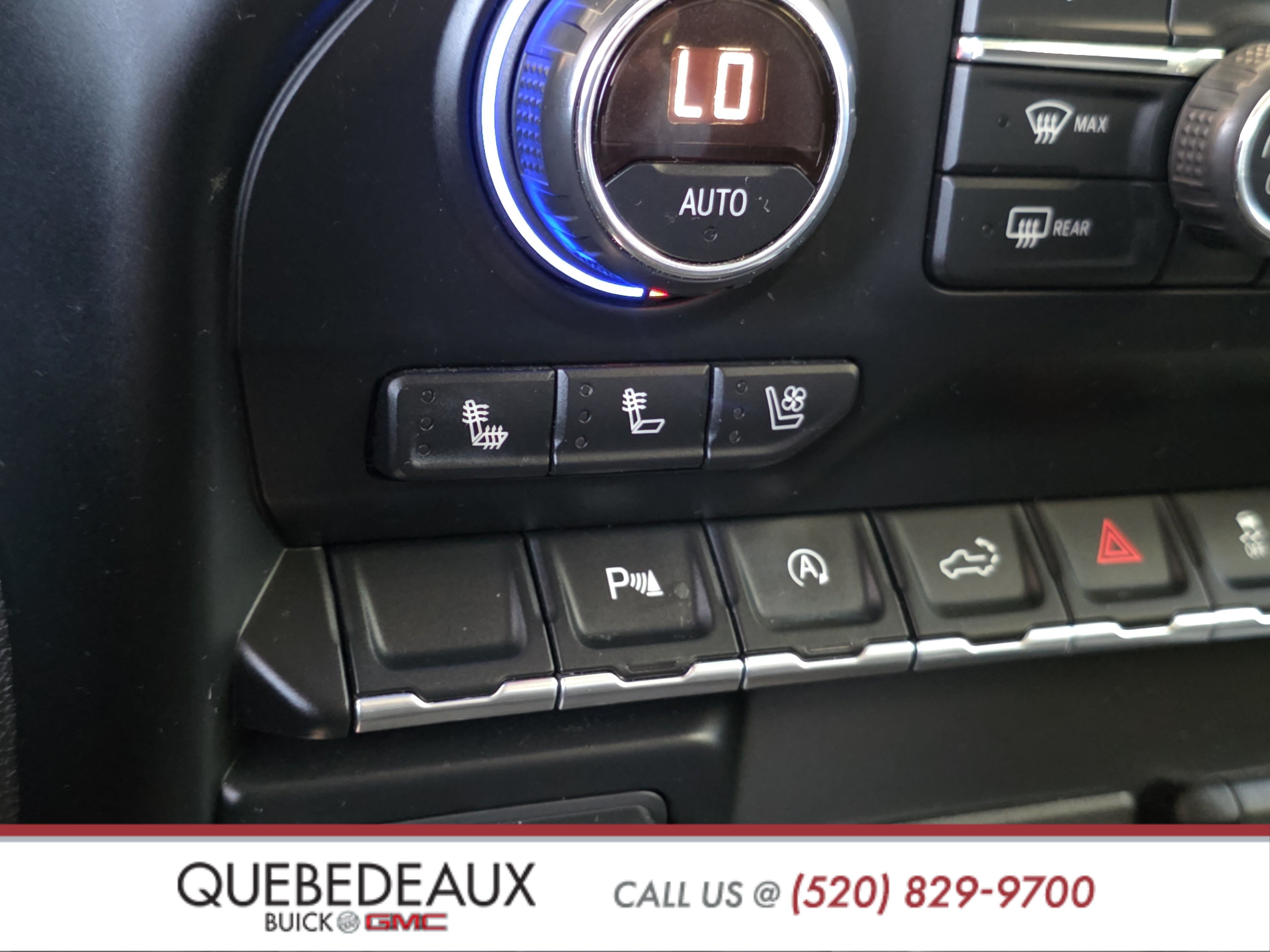 Used 2019 Chevrolet Silverado 1500 LTZ w/ LTZ Plus Package AWD/4WD image 19