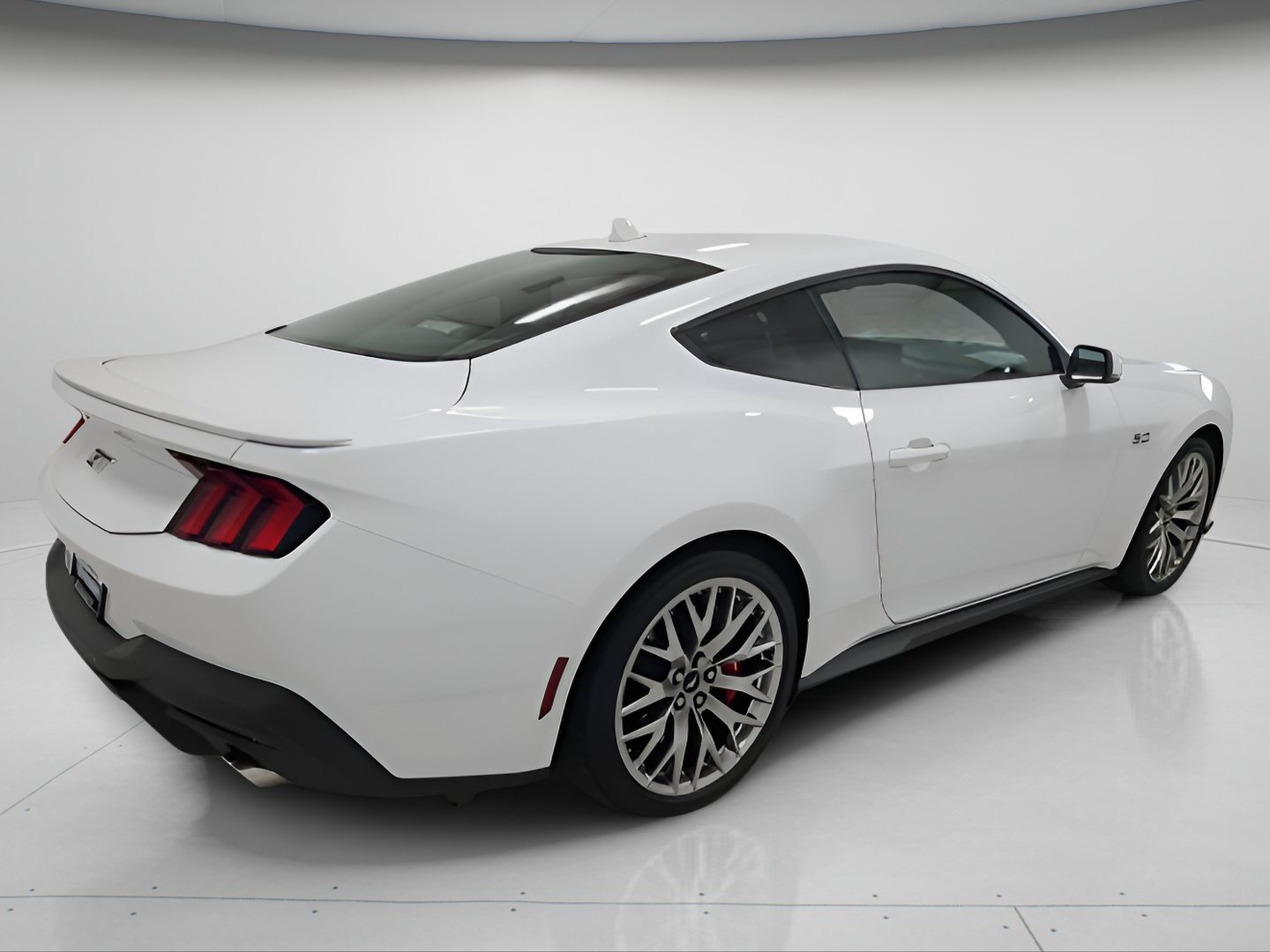 Used 2024 Ford Mustang GT Premium RWD image 9