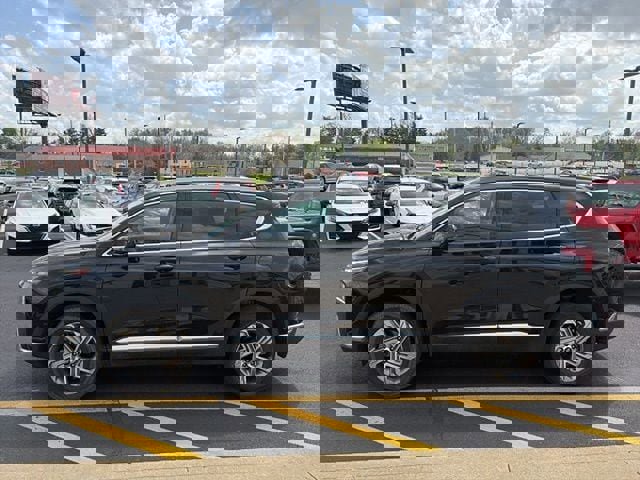 Used 2022 Hyundai Santa Fe SEL image 3