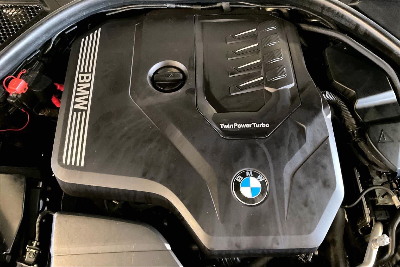 Used 2024 BMW 230i Coupe w/ Premium Package RWD image 29