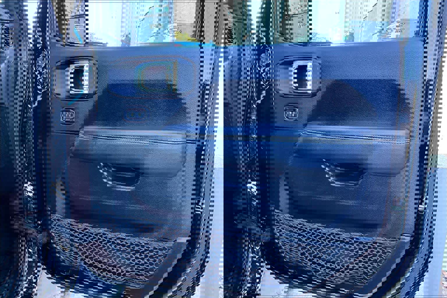 Used 2019 Jeep Wrangler Unlimited Sahara image 22