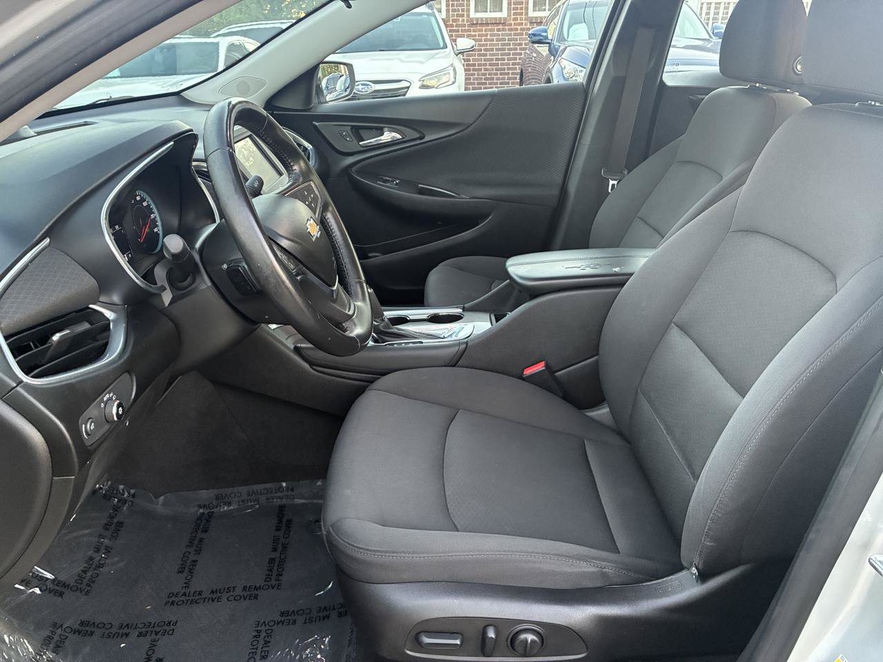 Used 2016 Chevrolet Malibu LT FWD image 15