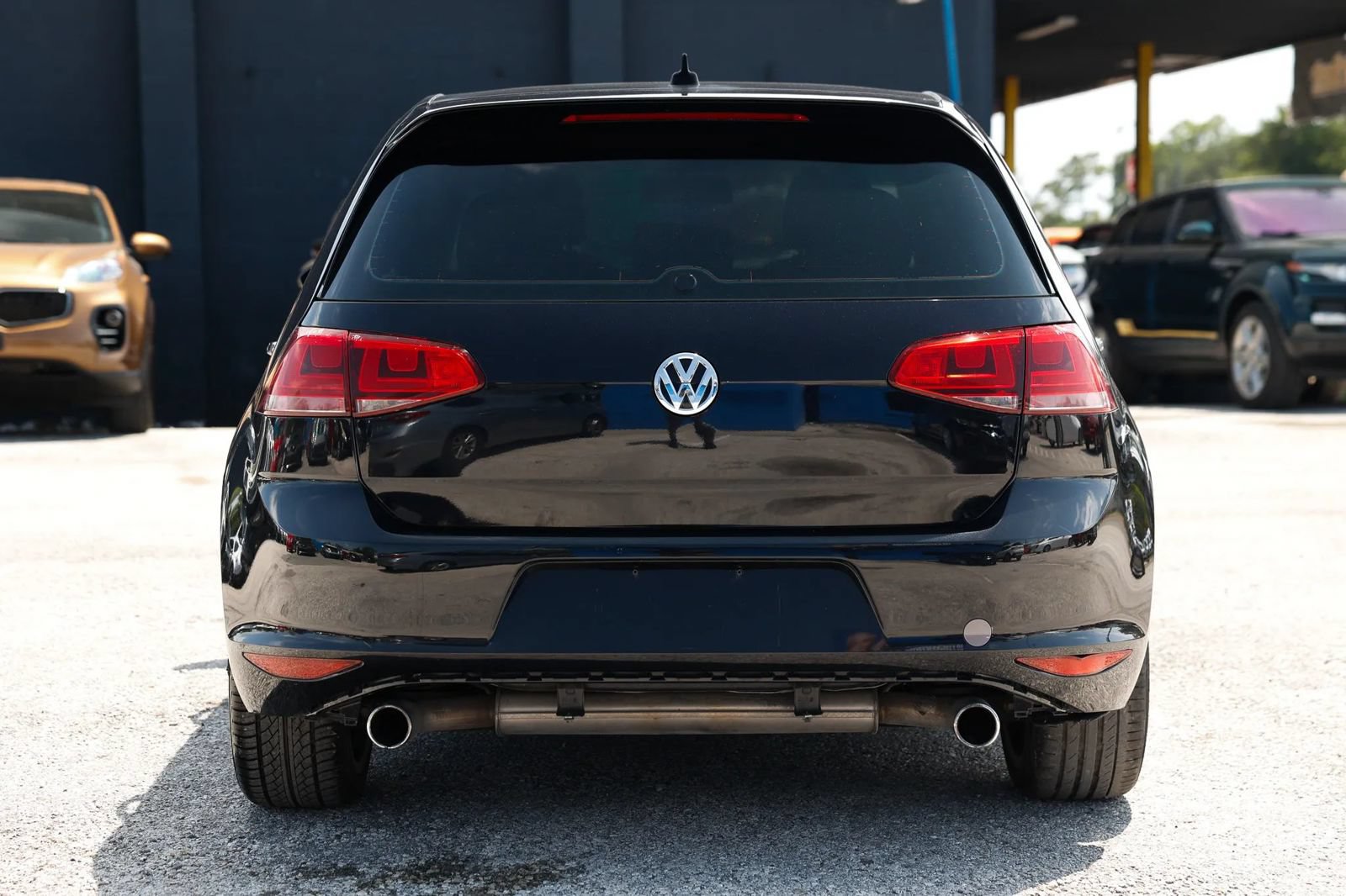 Used 2017 Volkswagen GTI Sport FWD image 4