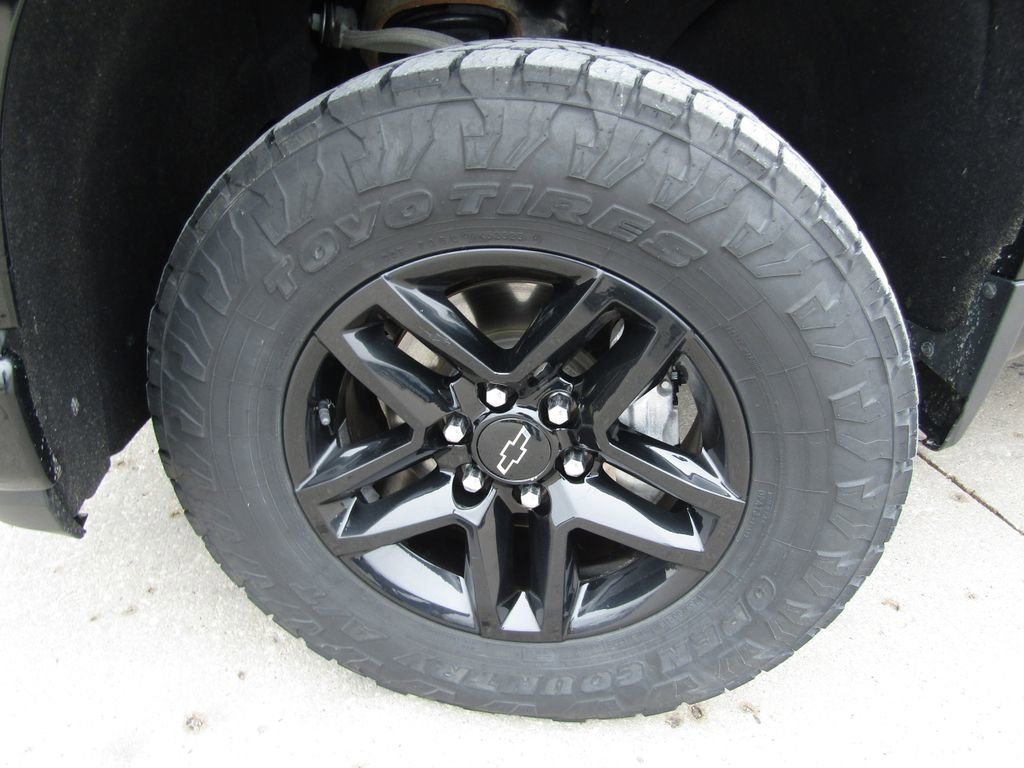 Used 2021 Chevrolet Silverado 1500 LT Trail Boss w/ Convenience Package II image 30