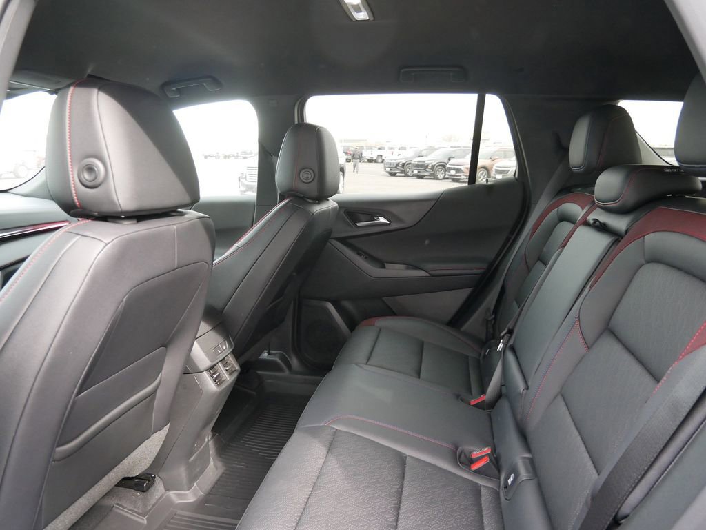 New 2026 Chevrolet Equinox RS AWD/4WD image 17