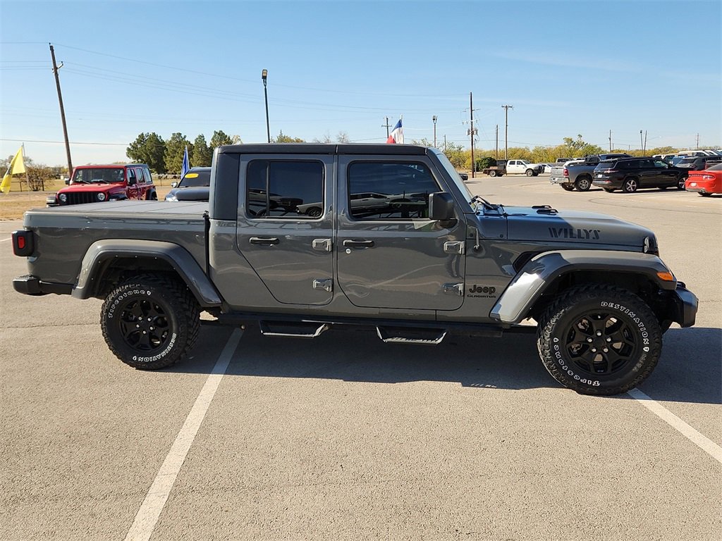 Used 2021 Jeep Gladiator Willys image 5
