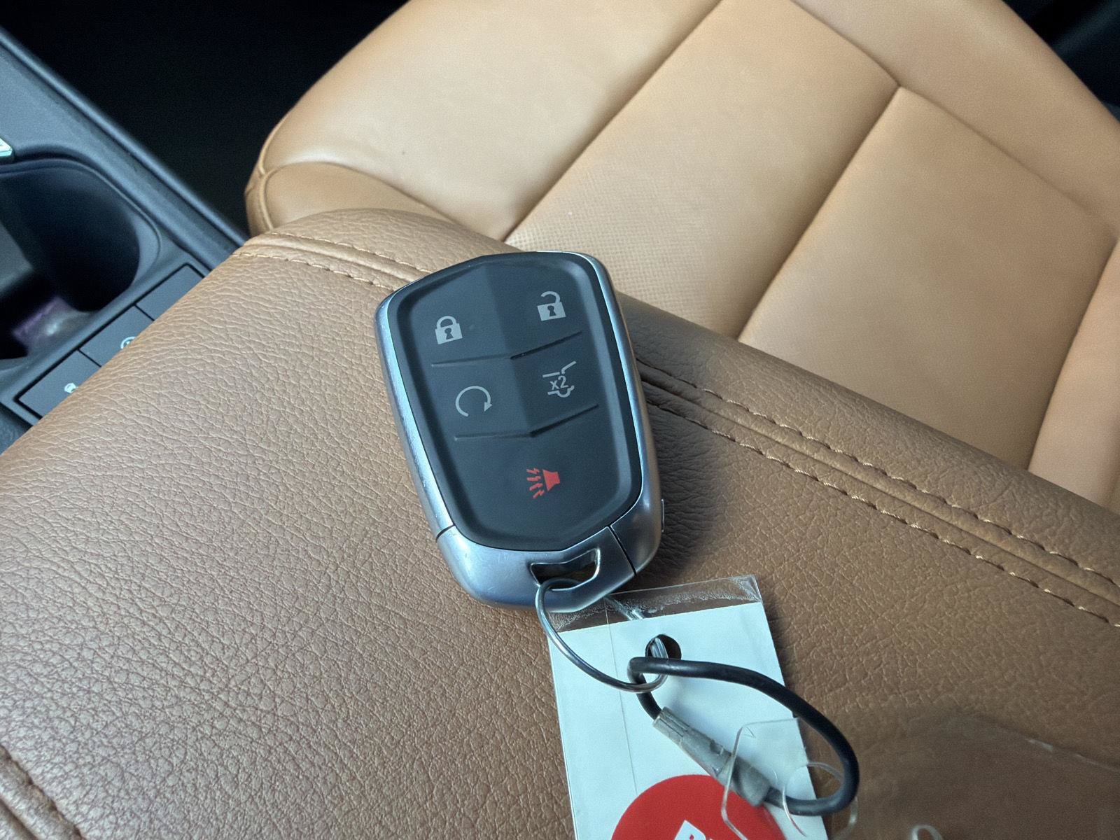 Used 2023 Cadillac XT4 Sport AWD/4WD image 44