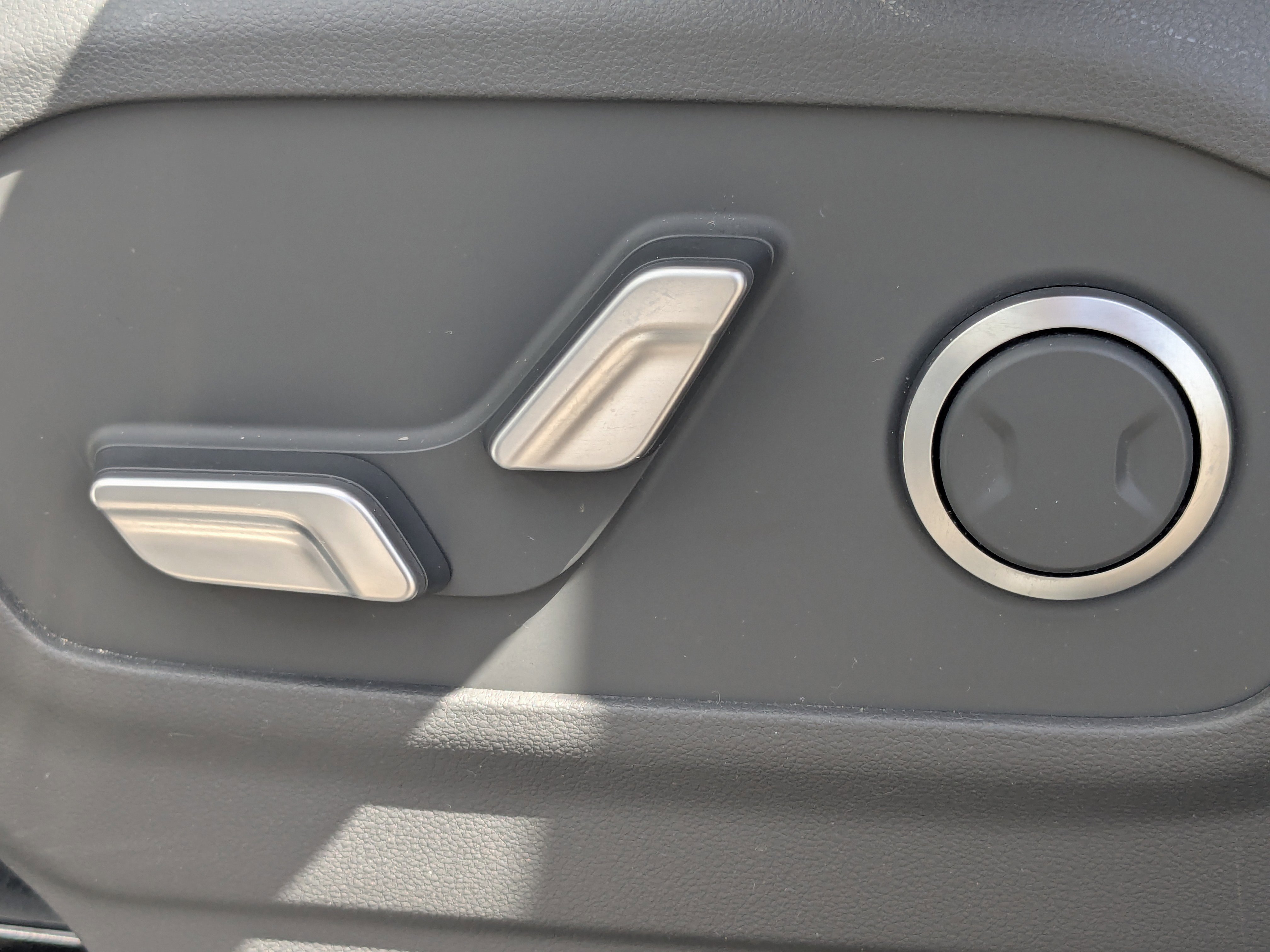 Used 2024 Hyundai Santa Fe SEL image 25