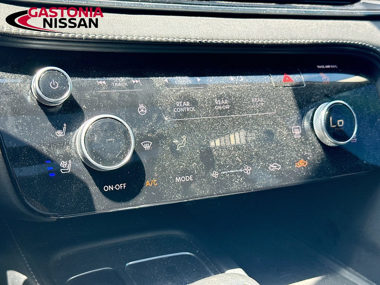 Used 2023 INFINITI QX60 Luxe w/ Performance Audio Package AWD/4WD image 19