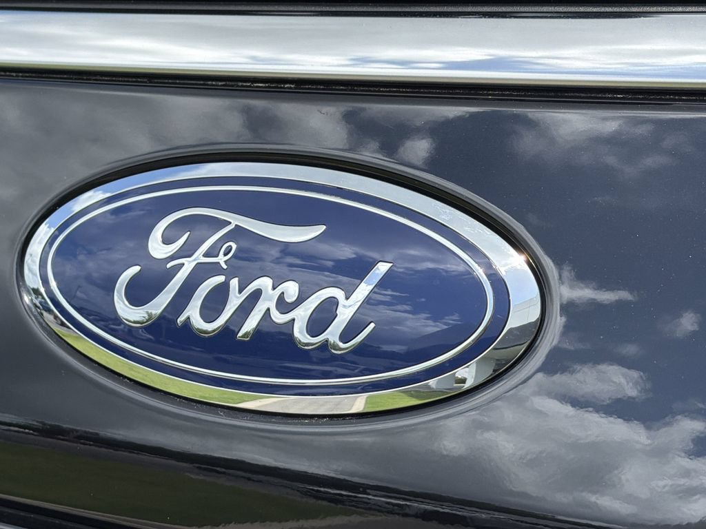 Used 2024 Ford Expedition Platinum RWD image 10