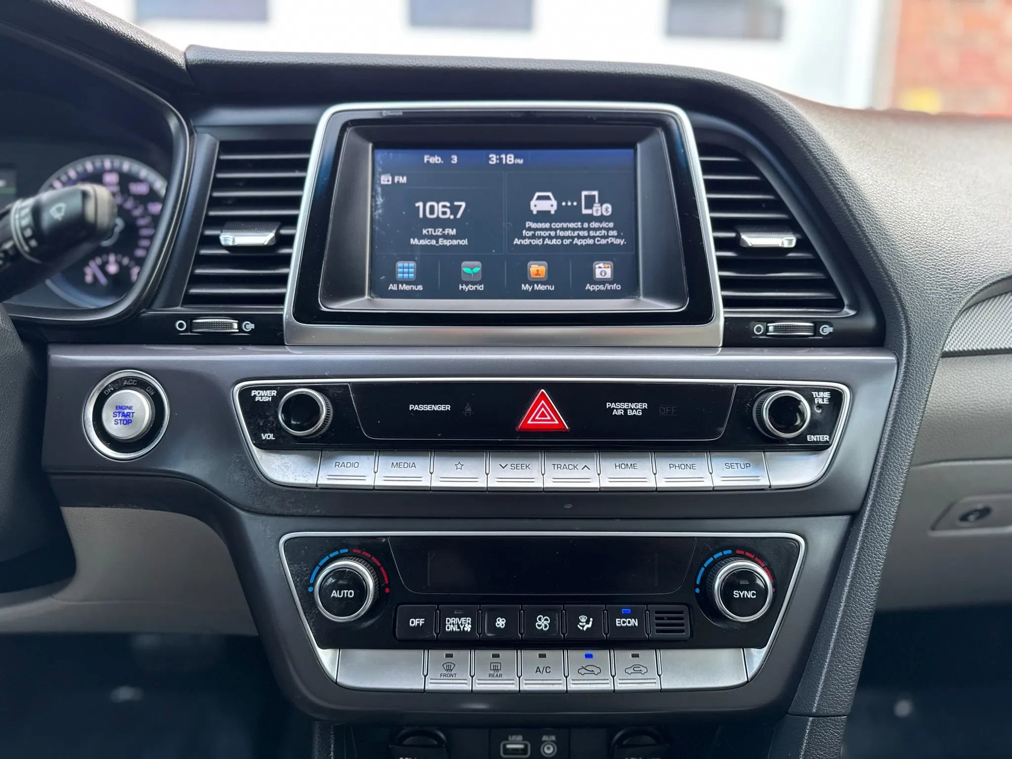 Used 2018 Hyundai Sonata SE FWD image 17