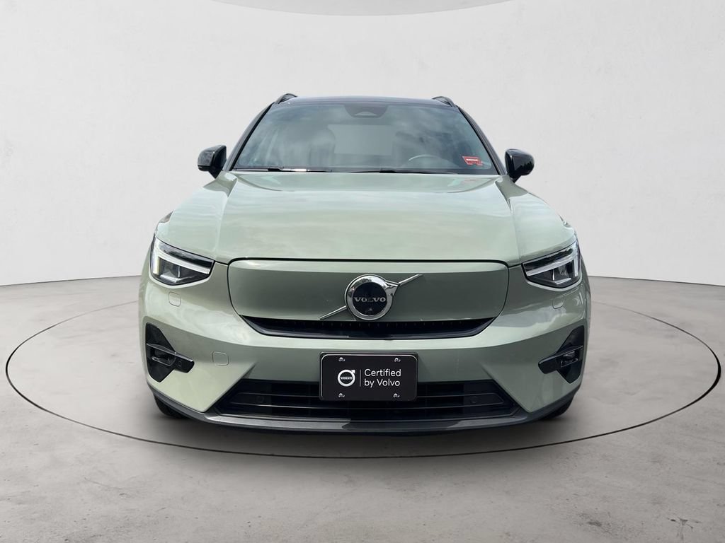 Certified 2023 Volvo XC40 Recharge Plus w/ Protection Package Premier AWD/4WD image 8