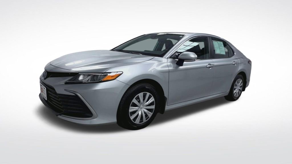 Certified 2023 Toyota Camry LE w/ Cold Weather Package FWD image 5