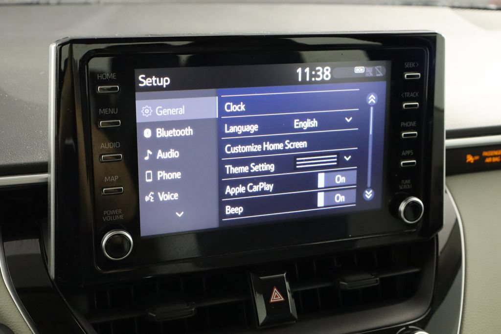 Used 2020 Toyota Corolla LE FWD image 30