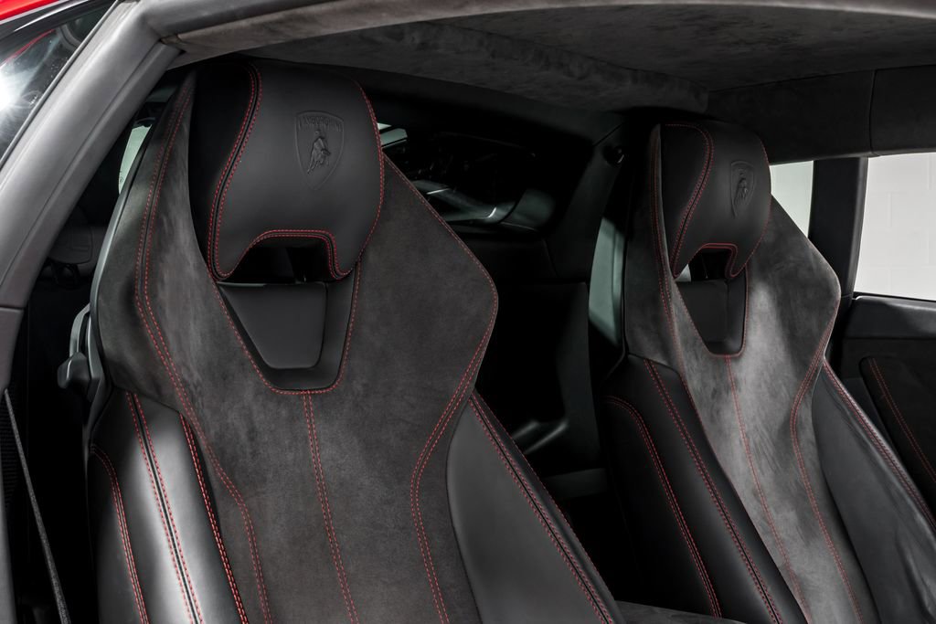 Used 2015 Lamborghini Huracan LP 610-4 image 34