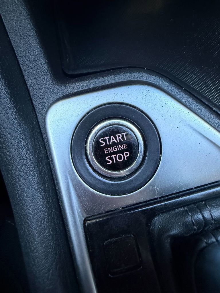 Used 2024 Nissan Sentra SV FWD image 11