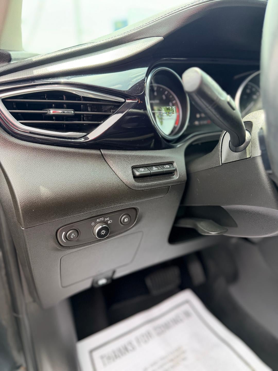 Used 2021 Buick Encore GX Essence w/ Advanced Technology Package FWD image 12