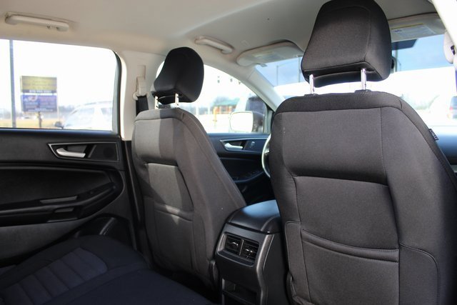 Used 2024 Ford Edge SE image 19