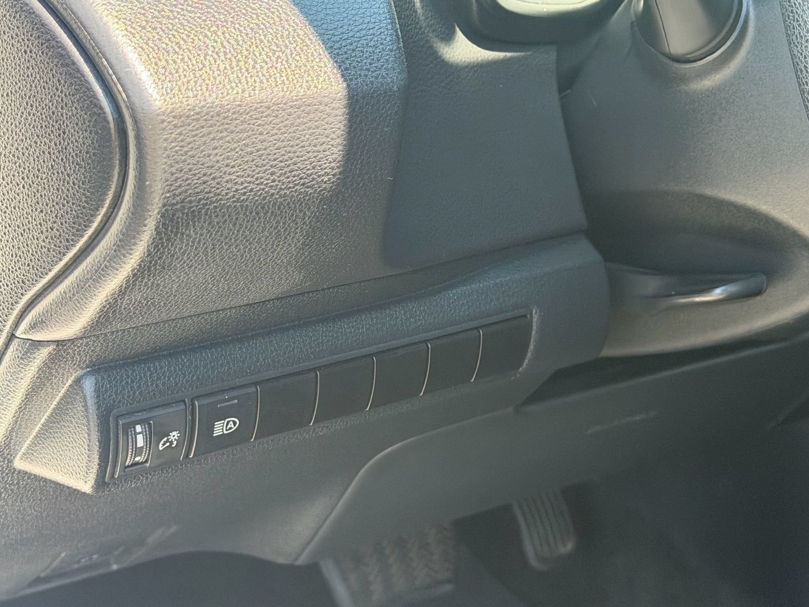 Used 2024 Toyota Corolla LE FWD image 24