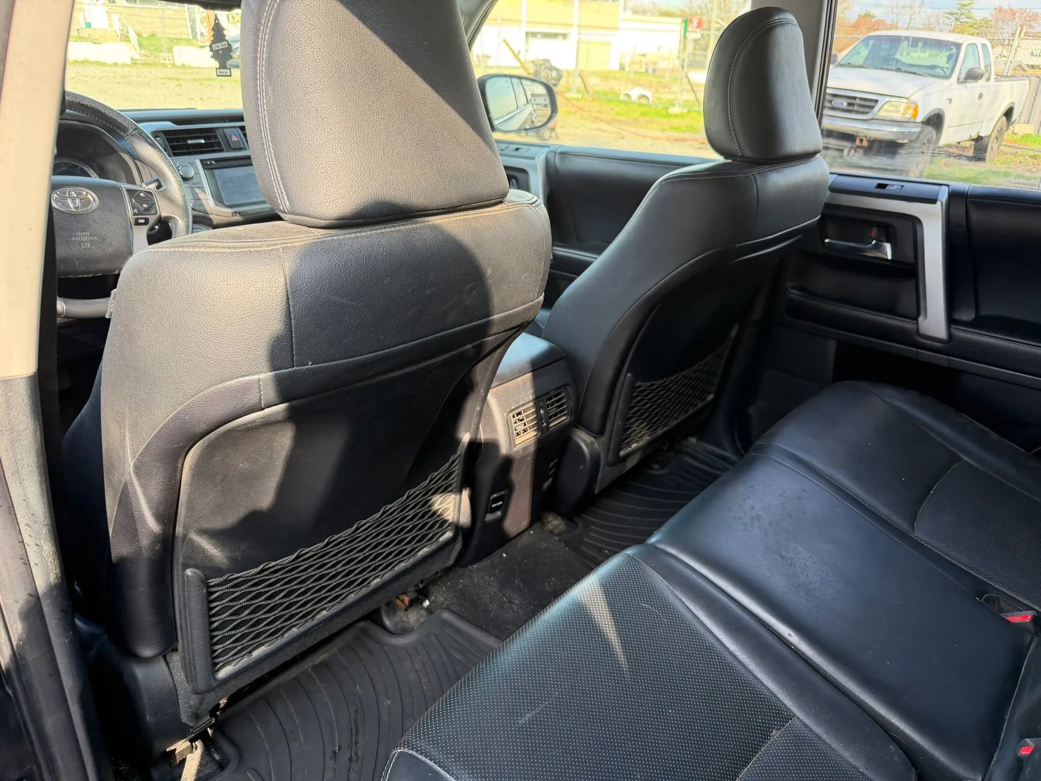 Used 2016 Toyota 4Runner Limited image 32