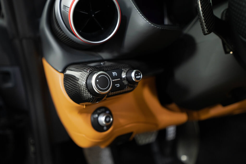 Used 2022 Ferrari 812 GTS RWD image 38