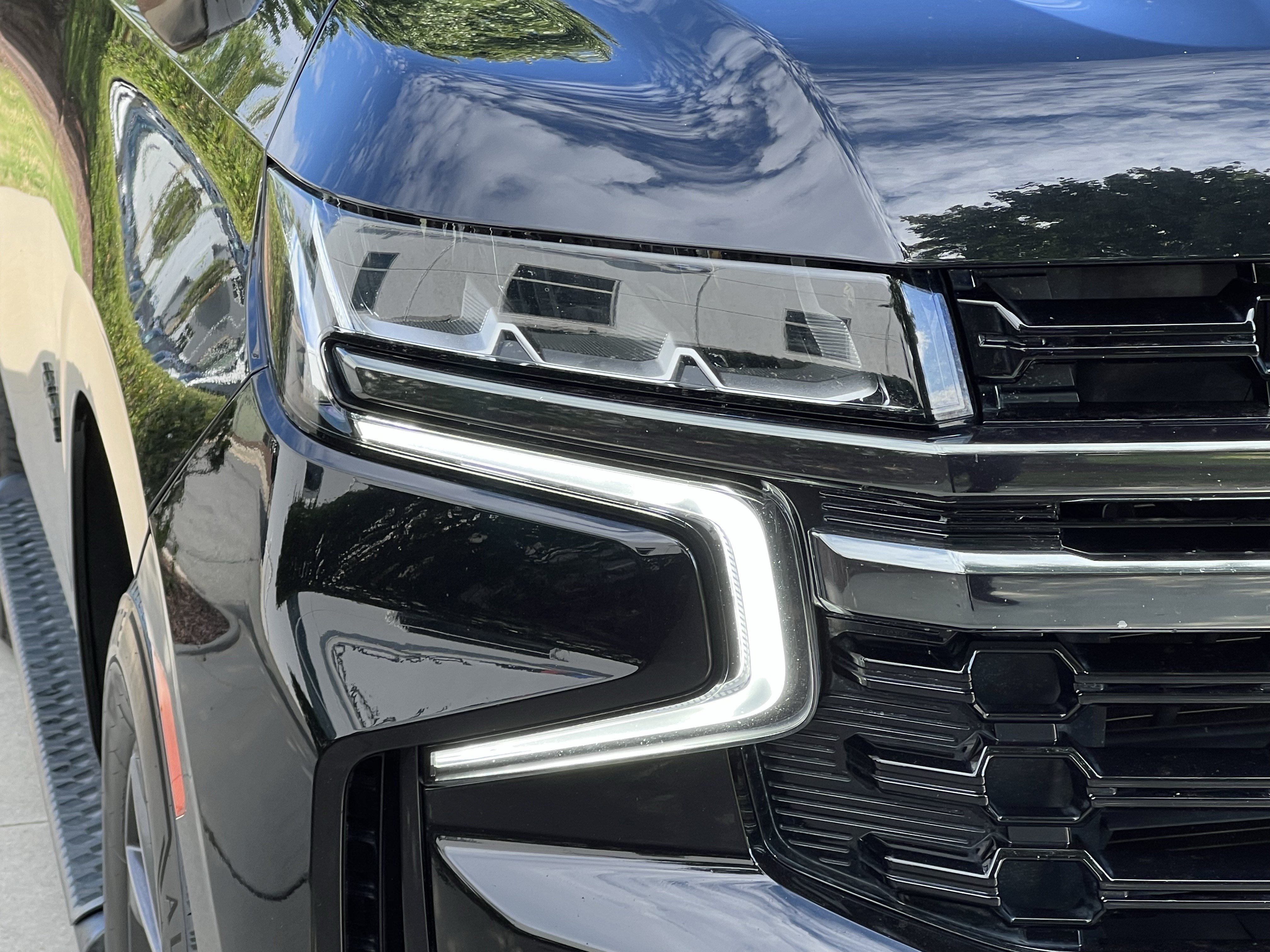 Used 2022 Chevrolet Tahoe Z71 w/ Max Trailering Package AWD/4WD image 11