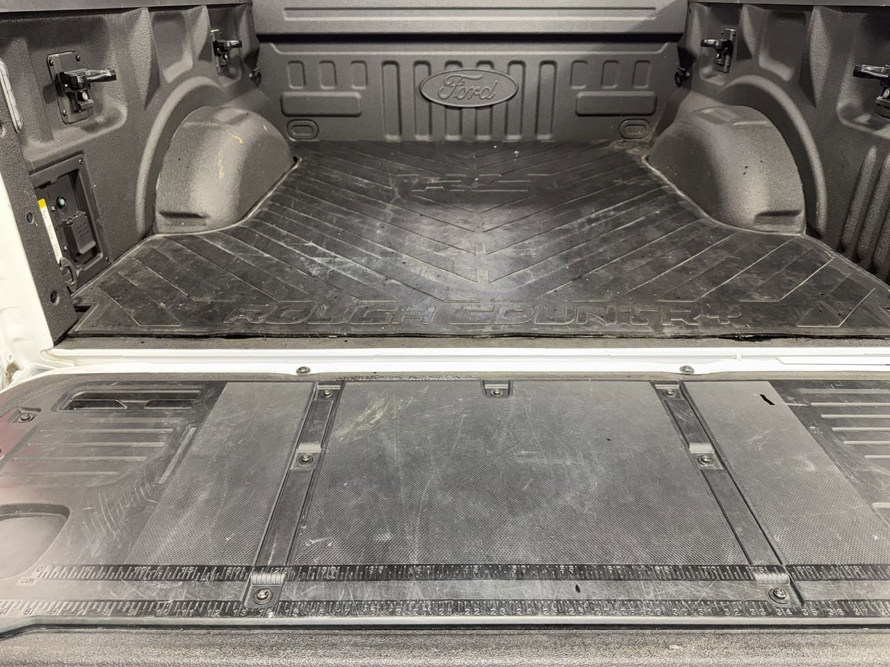 Used 2023 Ford F150 Raptor w/ Raptor 37 Performance Package image 33