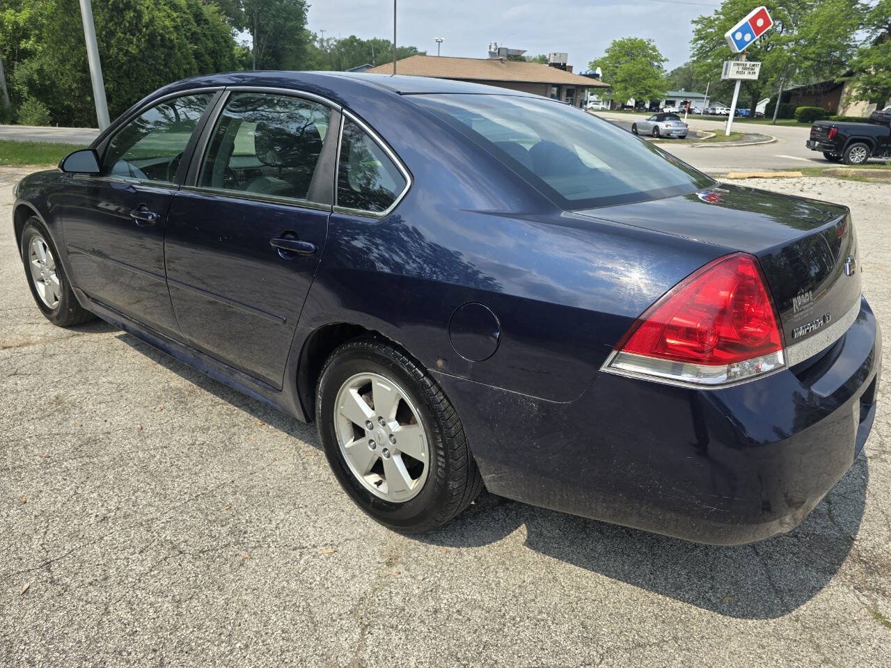 Used 2011 Chevrolet Impala LT FWD image 6