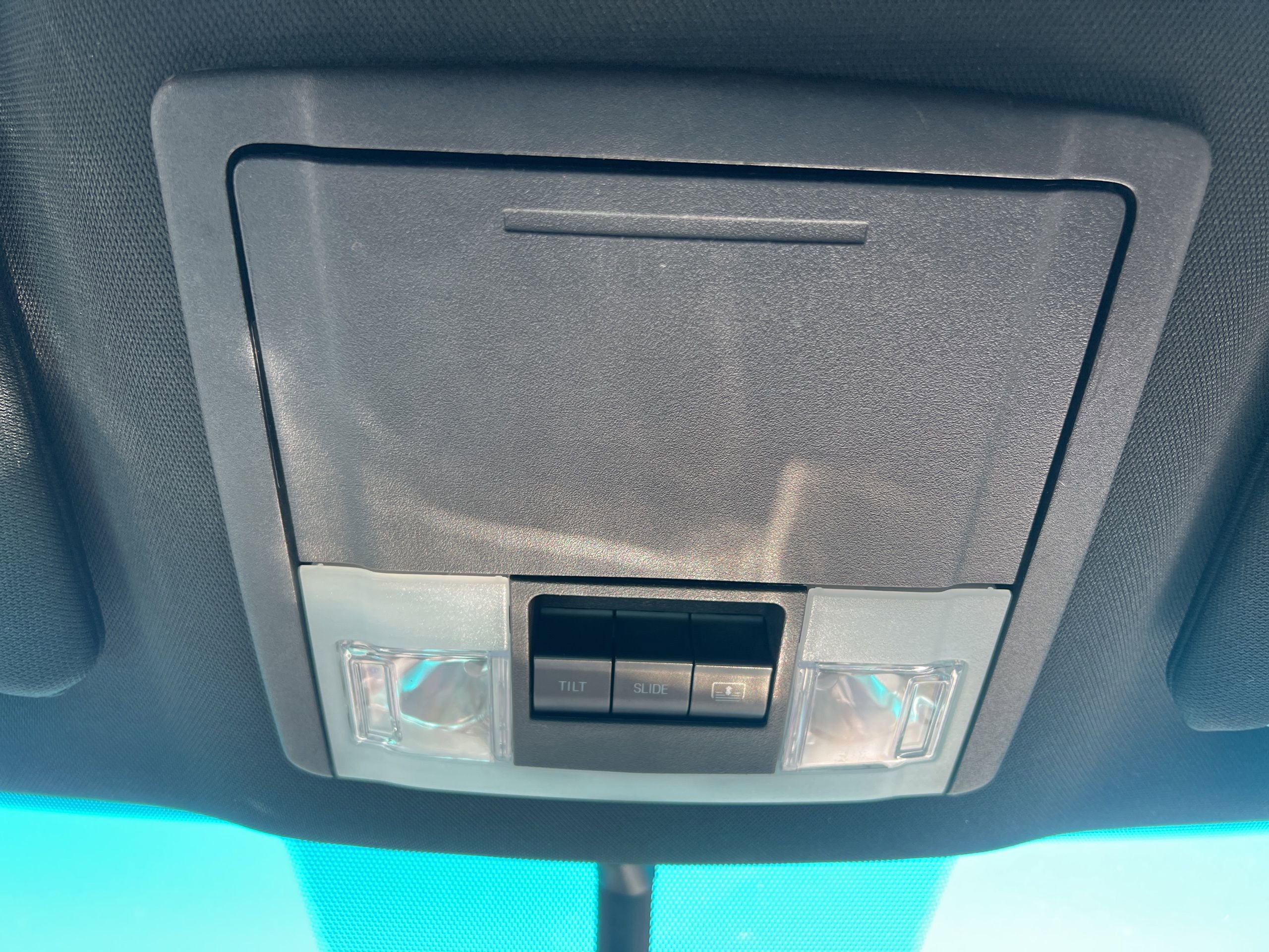 Used 2017 Ford Explorer Limited FWD image 14